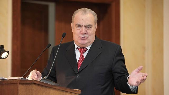 Новогоднее поздравление президента БК УНИКС Е.Б.Богачева